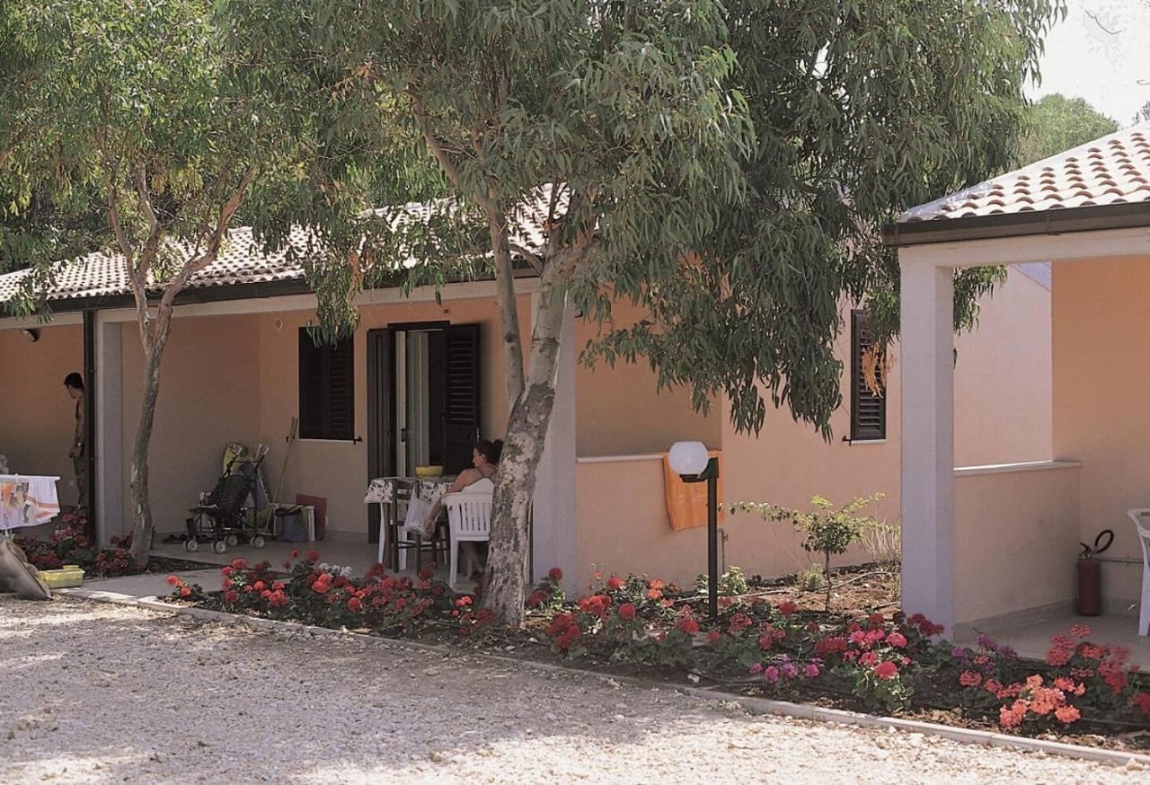 Villaggio Turistico Scialmarino Vieste Bagian luar foto
